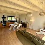 Lägenhet La Halte Occitane - Classe 3 Etoiles - Pour 6 Personnes, 3 Chambres, Parking, Terrasse, Inclus Montauban