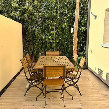 Appartement La Halte Occitane - Classe 3 Etoiles - Pour 6 Personnes, 3 Chambres, Parking, Terrasse, Inclus Montauban