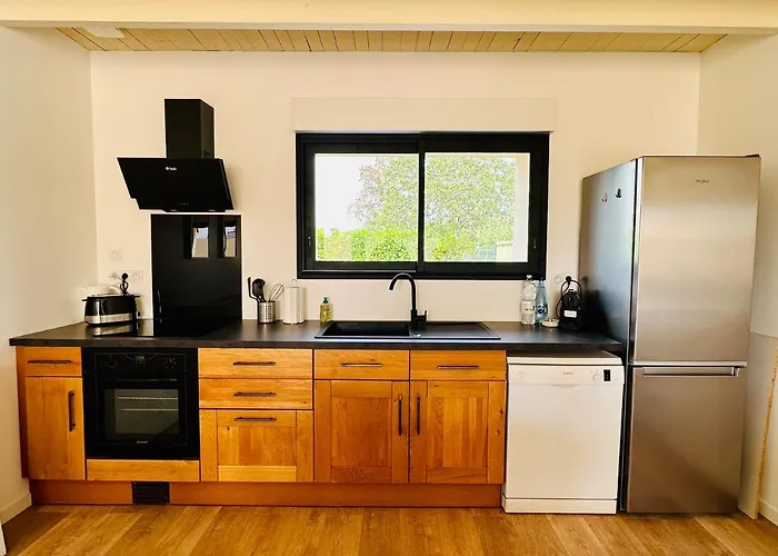 La Halte Occitane - Classé 3 étoiles - Pour 6 Personnes, 3 Chambres, Parking, Terrasse, Inclus Appartamento