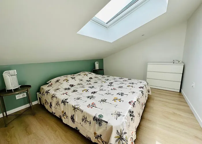 Appartamento La Halte Occitane - Classé 3 étoiles - Pour 6 Personnes, 3 Chambres, Parking, Terrasse, Inclus Montauban