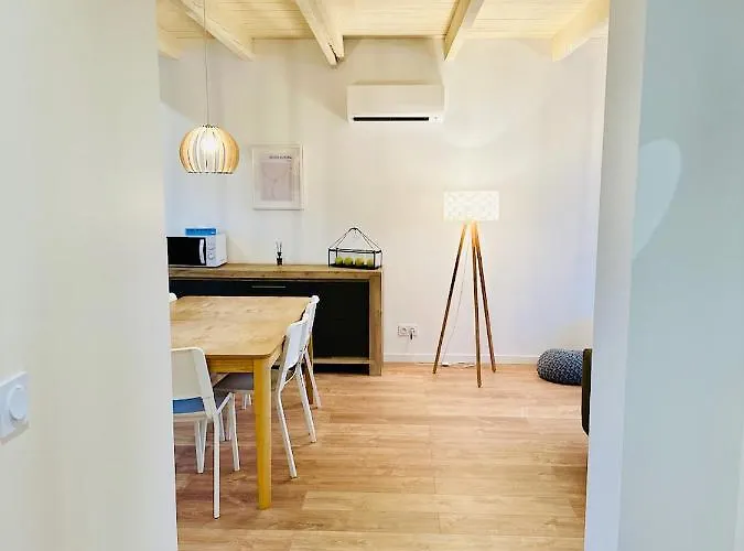 La Halte Occitane - Classe 3 Etoiles - Pour 6 Personnes, 3 Chambres, Parking, Terrasse, Inclus Montauban